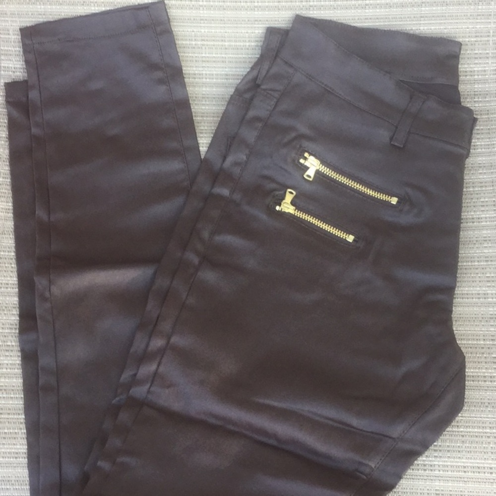BROWN ELASTIC COATED FAUX LEATHER PANTS - Picture 4 of 8